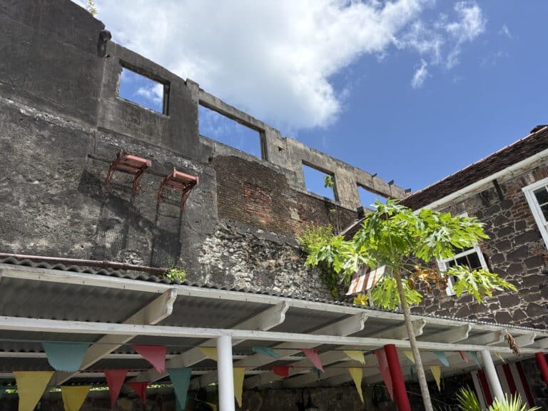 Advies bij dreigende sloop in Grenada